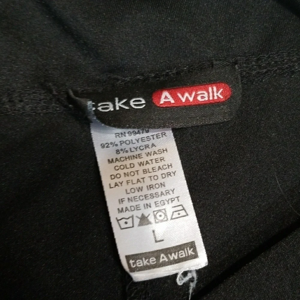 Take A Walk Cut out Athletic Capris - Picture 4 of 7